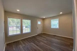 337 D St, Spring Lake, NC 28390 - Photo 9