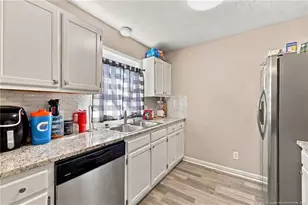 3047 Copenhagen Dr, Fayetteville, NC 28301 - Photo 5