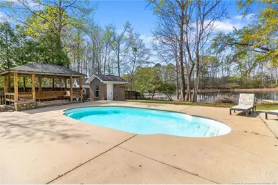 417 Foxwood Drive, Hope Mills, NC 28348 - Photo 45