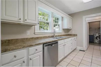 209 N Churchill Drive N, Fayetteville, NC 28303 - Photo 9