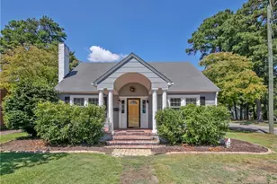 209 N Churchill Dr N, Fayetteville, NC 28303 - Photo 1