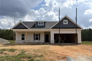 431 Thorntons Creek Dr, Erwin, NC 28339 - Photo 1