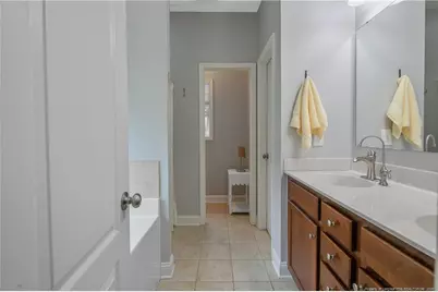 522 Hammond Farm Road, Hope Mills, NC 28348 - Photo 17