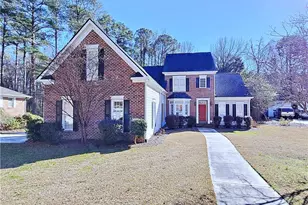 2519 S Edgewater Dr, Fayetteville, NC 28303 - Photo 1