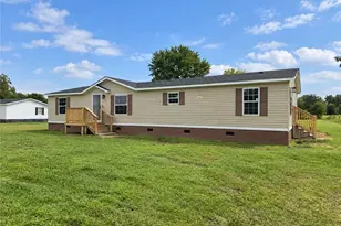 332 Best Rd, Whiteville, NC 28472 - Photo 1