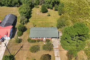 2376 S Robeson Rd, Rowland, NC 28383 - Photo 31