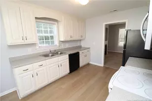 410 Whitehall Ct, Clayton, NC 27520 - Photo 7