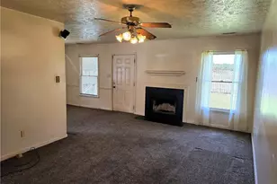 648 Mosswood Ln, Fayetteville, NC 28311 - Photo 5