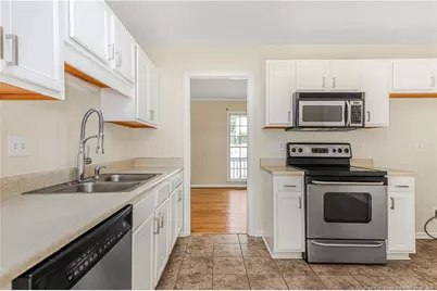 814 Larkspur Drive, Fayetteville, NC 28311 - Photo 9