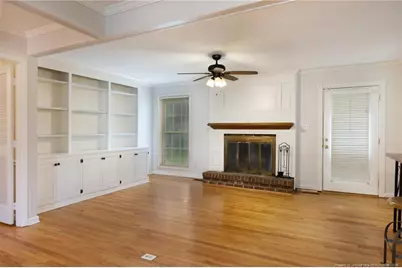 417 Wayberry Drive, Fayetteville, NC 28303 - Photo 9