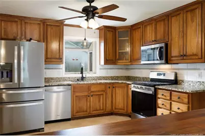 417 Wayberry Drive, Fayetteville, NC 28303 - Photo 11