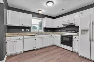 5204 Blanchette St, Hope Mills, NC 28348 - Photo 9