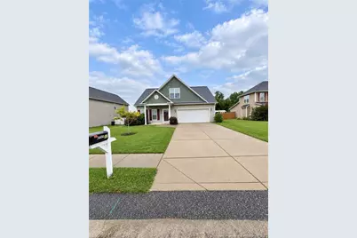 3600 Crosswinds Drive, Hope Mills, NC 28348 - Photo 1