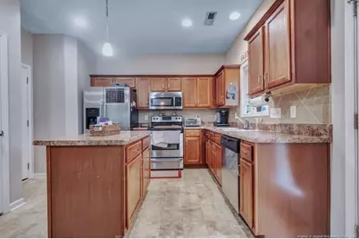 16 Burr Oak Circle, Bunnlevel, NC 28323 - Photo 7