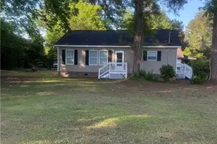 316 Edens Ave, Lumberton, NC 28358 - Photo 1