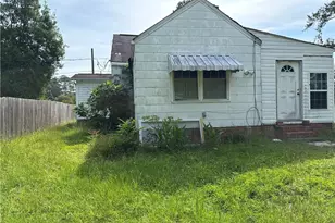 702 S Main St, Fairmont, NC 28340 - Photo 3