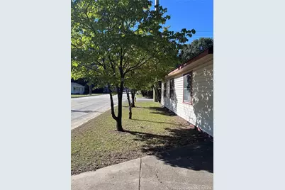 1000 N King Avenue, Dunn, NC 28334 - Photo 11