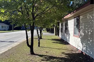 1000 N King Ave, Dunn, NC 28334 - Photo 11