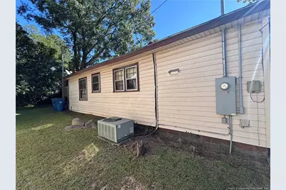 1000 N King Avenue, Dunn, NC 28334 - Photo 9