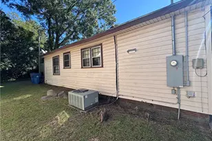 1000 N King Ave, Dunn, NC 28334 - Photo 9