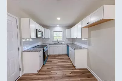 407 Stacy Weaver Drive, Fayetteville, NC 28311 - Photo 17