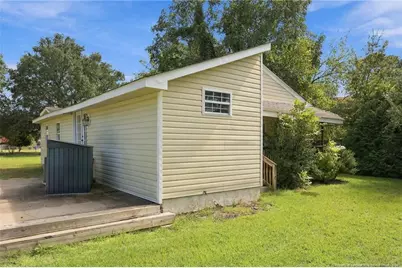 1443 Strickland Bridge Road, Fayetteville, NC 28304 - Photo 3