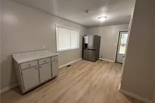 6105 Dandy Loop Rd, Fayetteville, NC 28314 - Photo 5