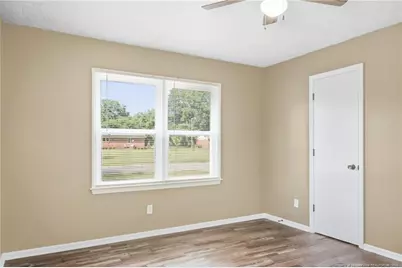109 E Walnut Street, Bladenboro, NC 28320 - Photo 21