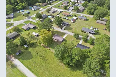 109 E Walnut Street, Bladenboro, NC 28320 - Photo 47