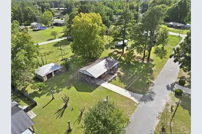 109 E Walnut Street, Bladenboro, NC 28320 - Photo 43