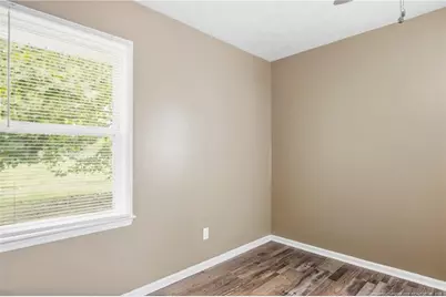 109 E Walnut Street, Bladenboro, NC 28320 - Photo 29