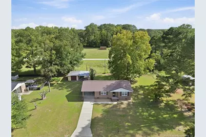 109 E Walnut Street, Bladenboro, NC 28320 - Photo 41