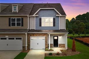 816 Pryor St, Mebane, NC 27302 - Photo 1