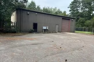 5714 Shipman Rd, Hope Mills, NC 28348 - Photo 1