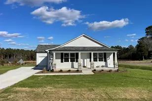 16 Holly Grv Ln, Lillington, NC 27546 - Photo 1