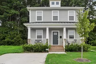 438 S Hillsborough St, Franklinton, NC 27525 - Photo 1