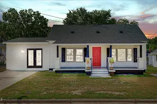 304 N Saratoga St, Stantonsburg, NC 27883 - Photo 1