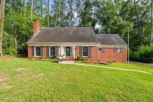 612 W Chisholm St, Sanford, NC 27330 - Photo 1