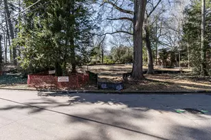 2729 Cambridge Rd, Raleigh, NC 27609 - Photo 1