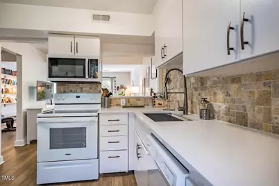 220 Elizabeth Street #F-2, Chapel Hill, NC 27514 - Photo 1