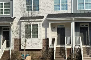 829 S Franklin St, Wake Forest, NC 27587 - Photo 1