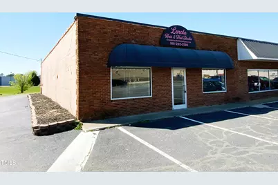 320 S Powell Avenue, Dunn, NC 28334 - Photo 1