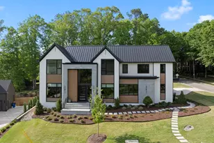 4139 Rockingham Dr, Raleigh, NC 27609 - Photo 1