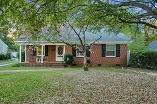 418 S 2nd St, Smithfield, NC 27577 - Photo 1