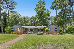 814 S Vermont St, Smithfield, NC 27577 - Photo 1