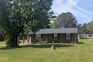 1064 Abbott Rd, Henderson, NC 27537 - Photo 1