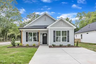 401 N Raiford St, Selma, NC 27576 - Photo 1