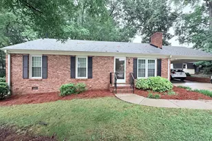 609 Malone Ct, Burlington, NC 27215 - Photo 1