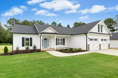 788 Shade Tree Road, Benson, NC 27504 - Photo 1