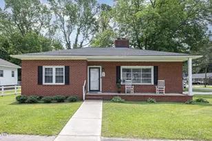 208 S College Ave, Kenly, NC 27542 - Photo 1